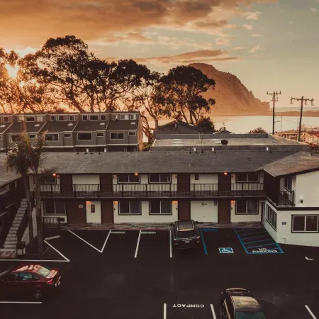 Blufftop Inn & Suites - Wharf/Restaurant District