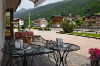 Hotel Comelico Hotel di Sappada