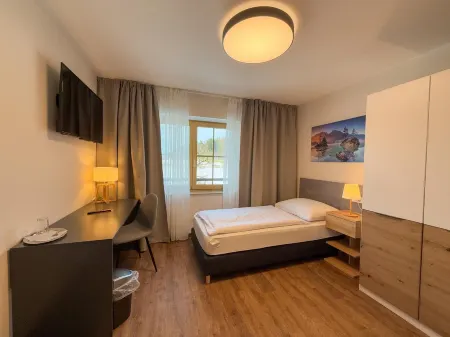 Landgasthof Schwarzberg Отели рядом с достопримечательностью «Badepark Inzell»