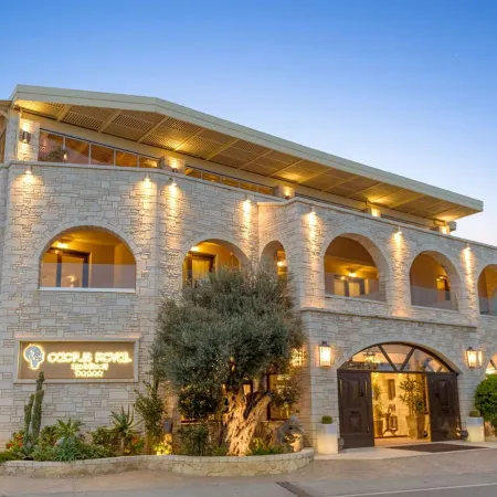 Cactus Royal Spa & Resort