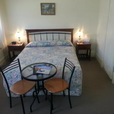 Sonbern Lodge motel