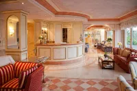 Hotel Villa Florida & Suite Apartments - Parkering