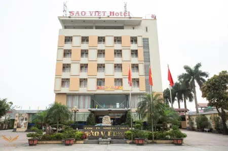 Sao Viet Hotel Отели рядом с достопримечательностью «Phong Phan Pagoda»