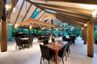 Ultiqa Fiji Palms Beach Resort