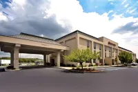 Hampton Inn Seekonk Hotels in Bristol County