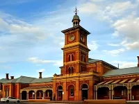 Fountain Court Motor Inn Albury Hotels near مطار ألبوري