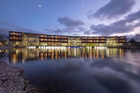 The Jubilee Hotel Отели рядом с достопримечательностью «City of Caves»