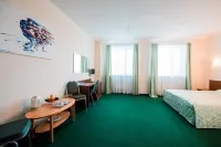Art Penza Hotel - 주차장