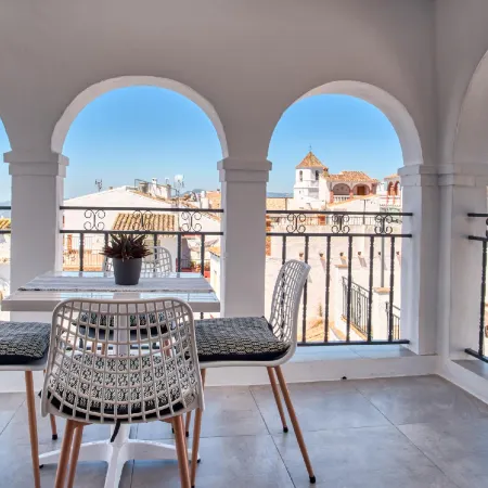 Olive & Ivy Guesthouse