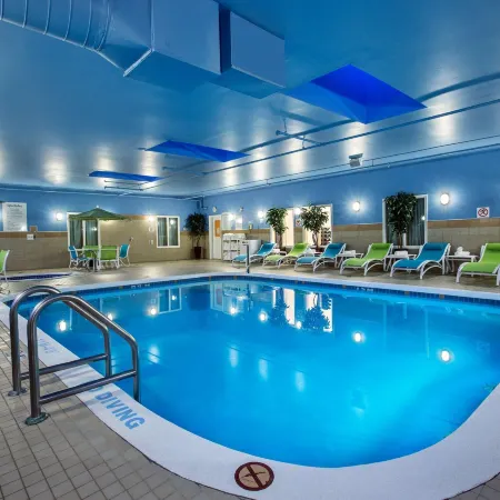 Holiday Inn Express & Suites SASKATOON CENTRE by IHG