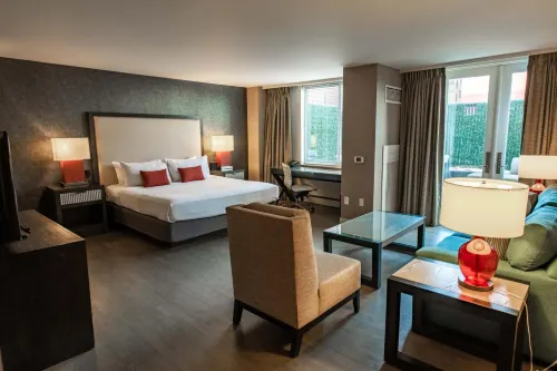 2500 Penn, a Placemakr Experience - 3-Star