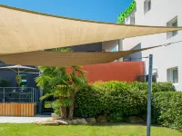 이비스 스타일스 페르투이 뤼베롱 페르투이 호텔