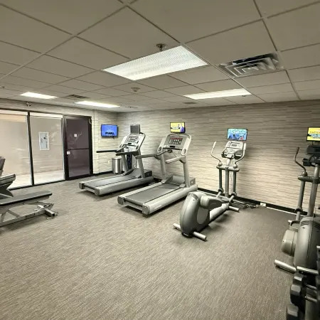 PRESTON SUITES by IHG
