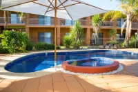 Crystal Fountain Motel Albury - Pools