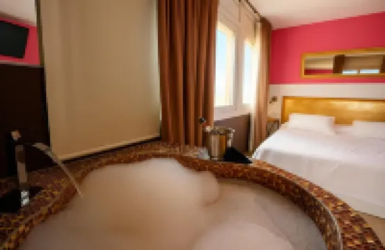 ホテル コンセンティード グラノリェースのホテル