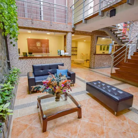 Hotel Mónaco Armenia