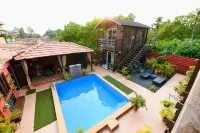 The Plix Resort - Pool