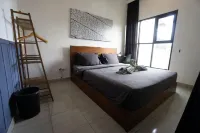 Escotel Krisnantara - Guest houses