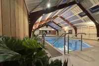 Tasman Holiday Parks - Christchurch - Pools