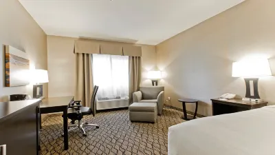 Holiday Inn Express Bothell Hotels near Red Brick Road Park