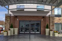 Holiday Inn Express & Suites Sidney Hotels near Tawawa Park