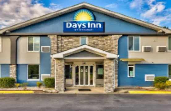 Days Inn by Wyndham Savannah Gateway I-95 Hotels in Savannah