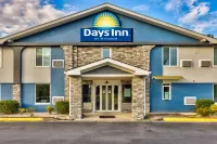 Days Inn by Wyndham Savannah Gateway I-95 Hotels in Savannah
