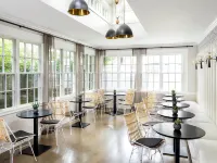 The Richard, the Edgartown Collection Hotels in Edgartown