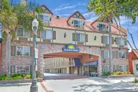 Days Inn by Wyndham Los Angeles LAX/ Redondo&ManhattanBeach Hôtels à : Lawndale