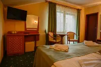 Pensiunea Anotimpuri Hotels in 