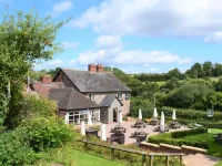 The Baiting House Hotels in Worcester