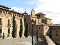 Hospedería de Alesves Hotels in San Adrian