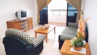 Marina Cove Resort Hotels in Lumut