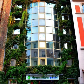 Green Hotels Confort Paris 13 Отели рядом с достопримечательностью «Валь-де-Сен»