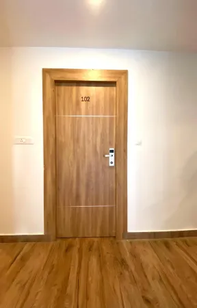 Hotel Bluestone Отели рядом с достопримечательностью «Sri Mukeshwara Swamy Temple, Sri Kalahasti»