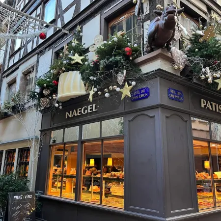 Hotel Cathédrale Отели рядом с достопримечательностью «Площадь Гютенбер»