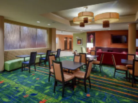 Fairfield Inn & Suites Charlotte Matthews Hotels in Charlotte