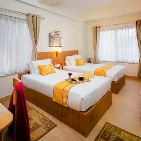 Pema Boutique Hotel Отели рядом с достопримечательностью «Боудханат Ступа»
