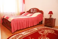 Aprel Hotel Hotels in Lyudinovsky District