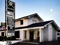 Riviera on Ruthven Hotels in Kearneys Spring