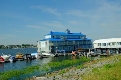 Ostrovskii Prichal Hotels in 