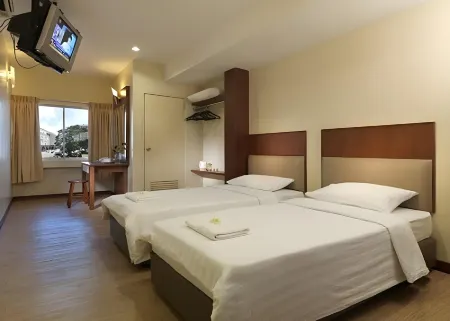 Fenix Inn Отели рядом с достопримечательностью «Дворец султанов Малакки»