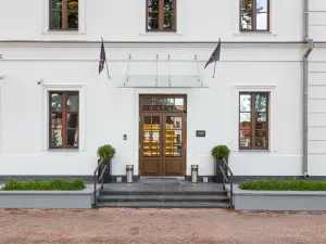 The Basilian Minsk, Curio Collection by Hilton