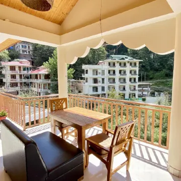 Hotel Purnima - A Riverside Hotel in Kasol