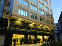Trang Thanh Luxury Apartment Hotels near Game World - BigC