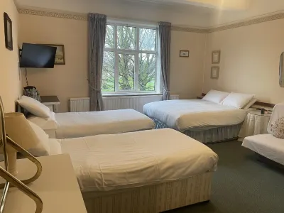 Emerald Residence Hotel dekat York's Chocolate Story