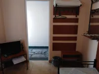 Mirage Hotels in Kochenyovsky District