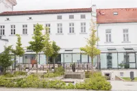 Parkhotel Putbus International Hotels in Putbus