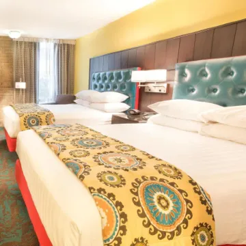 Heritage Inn Suites San Antonio Airpt, Trademark by Wyndham Hotels near Phil Hardberger Park