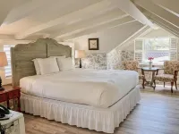 Carmel Green Lantern Inn - Inns